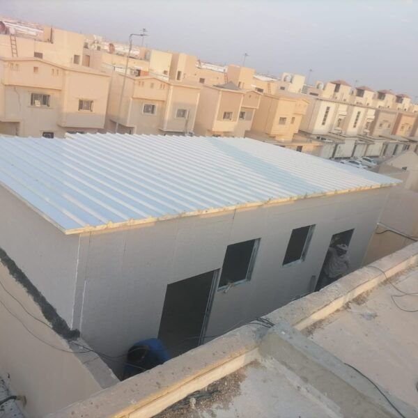 ملاحق ساندوتش بانل للمنازل في الدمام