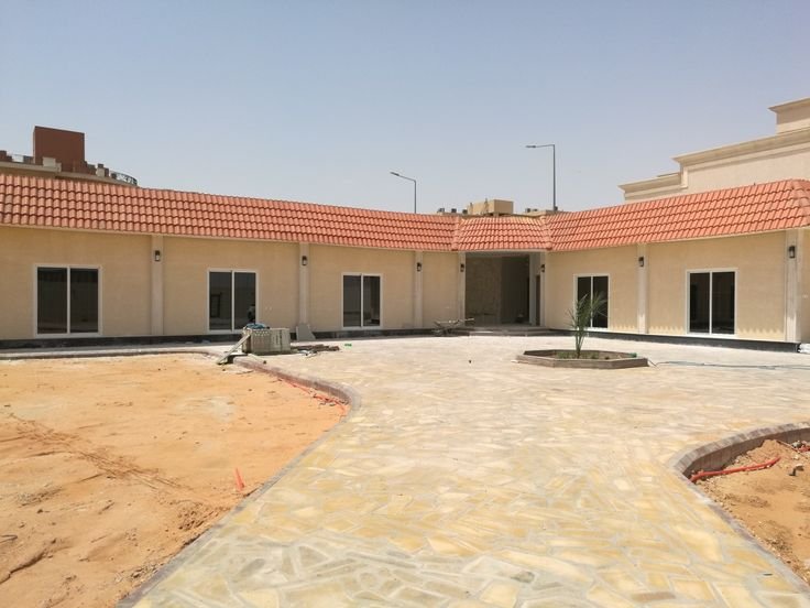 تنفيذ ملحق خارجي لمنزل في الخبر